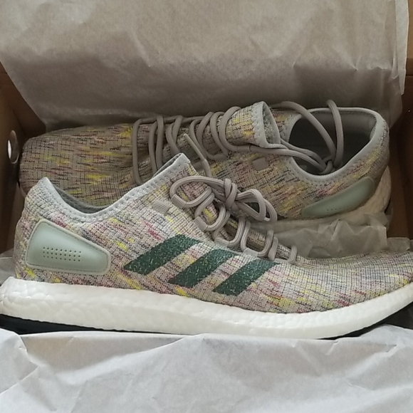 Adidas Pureboost Mens Running Shoe Size 11 - Picture 2 of 4